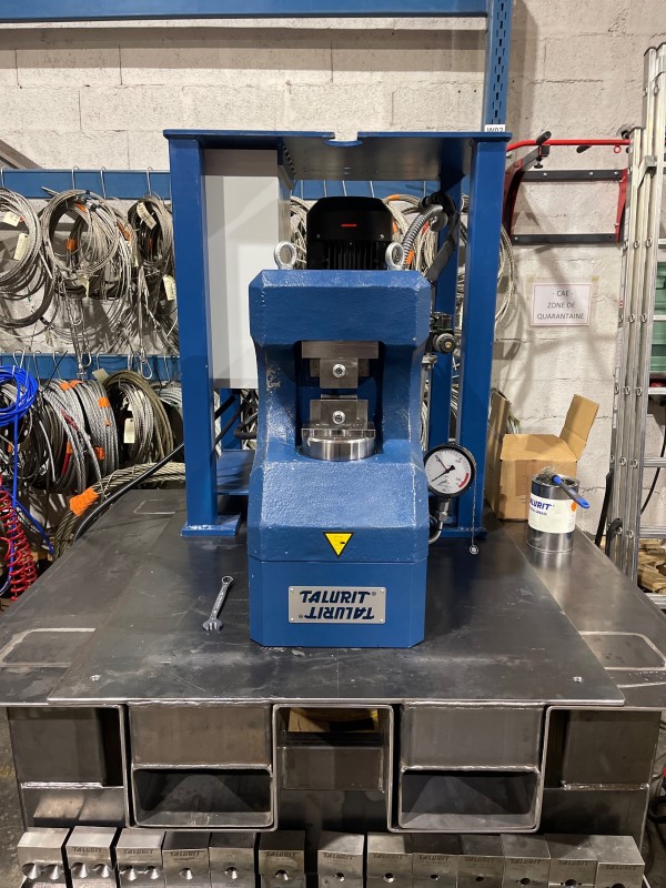 CAE S’ÉQUIPE POUR MIEUX VOUS SERVIR